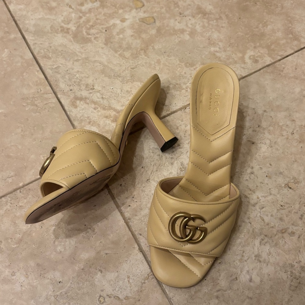Gucci GG Marmont Matelasse Heels - Picture 3 of 8